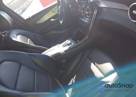 2019 Mercedes-Benz Glc 300 4Matic z USA, uszkodzony, nr VIN WDC0G4KB7KV148597